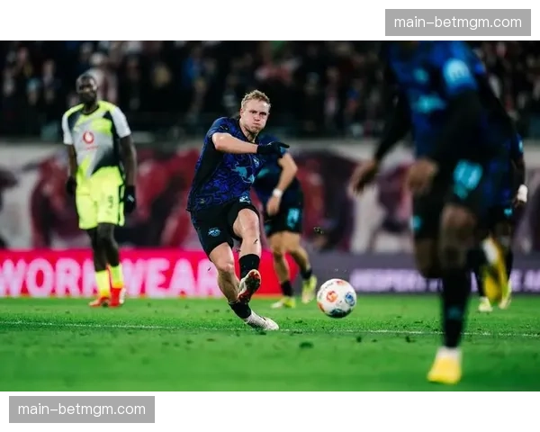 官方确认：莱比锡前锋塞斯科因肌肉疲劳将缺席下一轮联赛